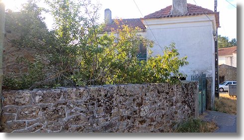 Ausbauhaus in Portugal zum Kaufen