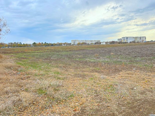 Petrivka Krasnogvardeyskoye Baugrundst�cke zum Kaufen