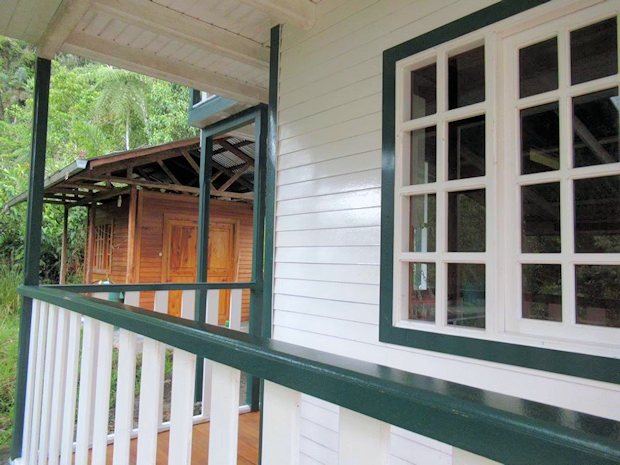 Ferienhaus im Naturwald von Peru