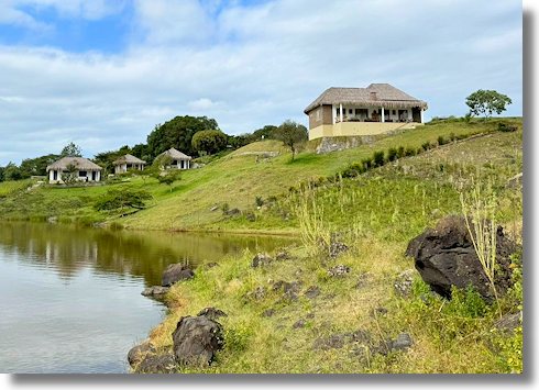Ferienanlage Lodge im Arusha Nationalpark Tansania