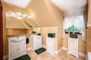 Bad vom Einfamilienhaus 