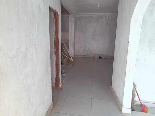 Diele vom Ausbauhaus in Brufut