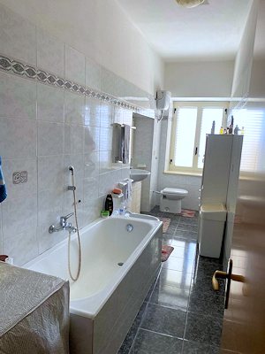 Bad im Haus in Ciro Italien