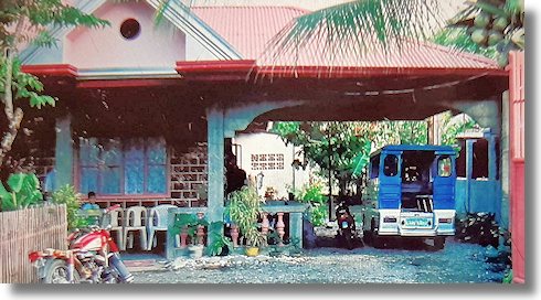 Ausbauhaus in Bugasong Panay