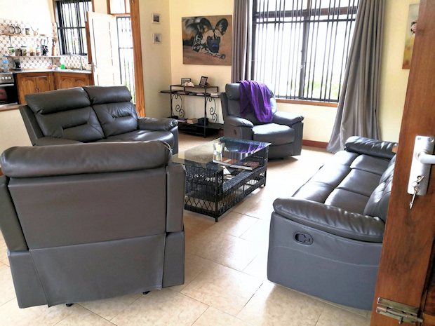 Blick zur K�che im Haus