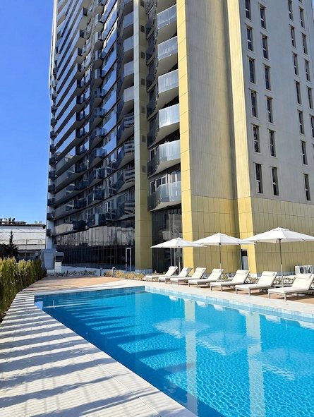 Batumi Apartmenthaus mit kleinen Wohnungen zum Kaufen