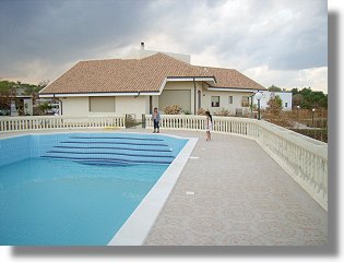 Einfamilienhaus mit Pool in Syrakus Sizilien