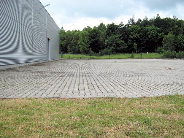 Freiflche der Lagerhalle Gewerbehalle bei Czerwona Woda Polen